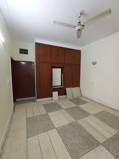 Spacious 10 Marla Upper Portion For Rent In Faisal Town Lahore Ideal For Comfortable Family Living