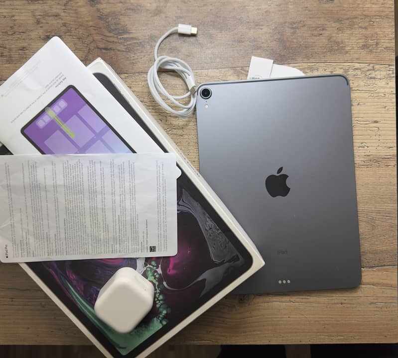Ipad pro 2018 complete box 0