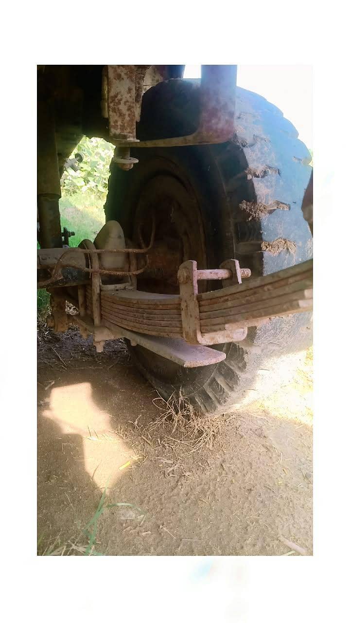 "طاقتور اور اسٹائلش پک اپ برائے فروخت" 9