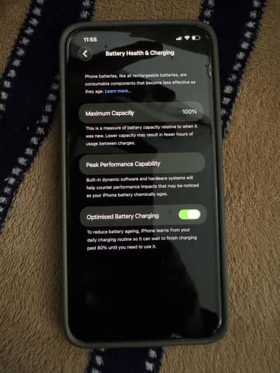 100 Battery 11 Pro Max 256GB PTA Approved like brand new