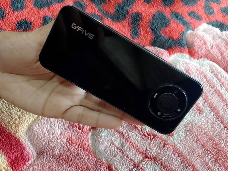 G five double sim mobile 4