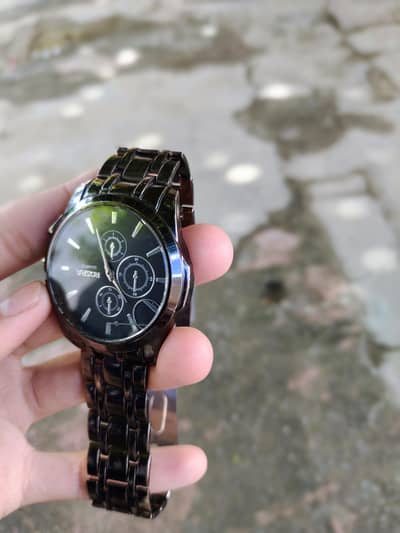 MAN'S WATCH ,, HAND WATCH