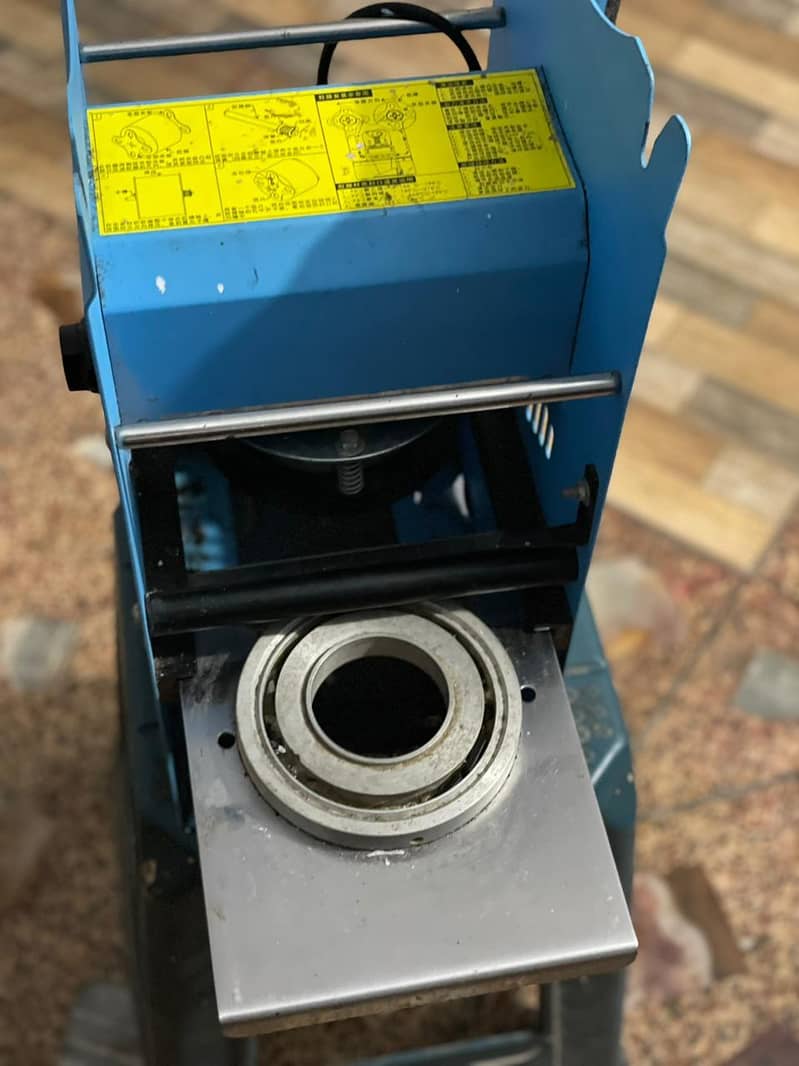 glass ceiling machine 1