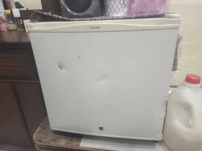Toshiba refregator