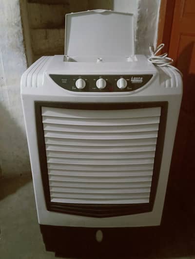 Air cooler for sale only 1 month used