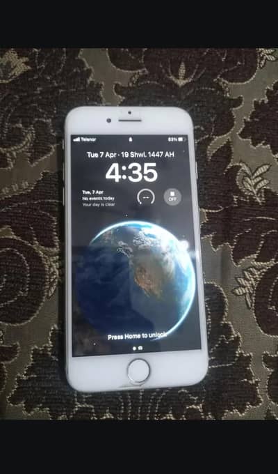 iphone 8 PTA approved 64Gb  back break