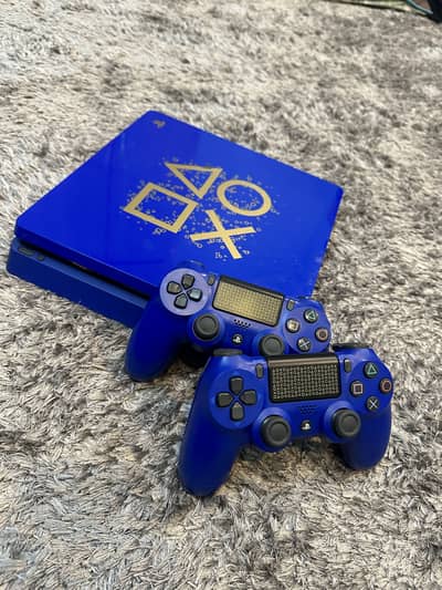 Ps4 slim days of play limited edition 500gb