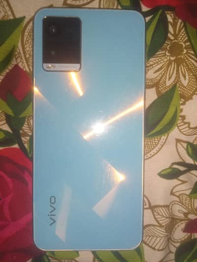 vivo y21 4+1/64 pta approved ha sirf mobile ha camera's ma dust ha