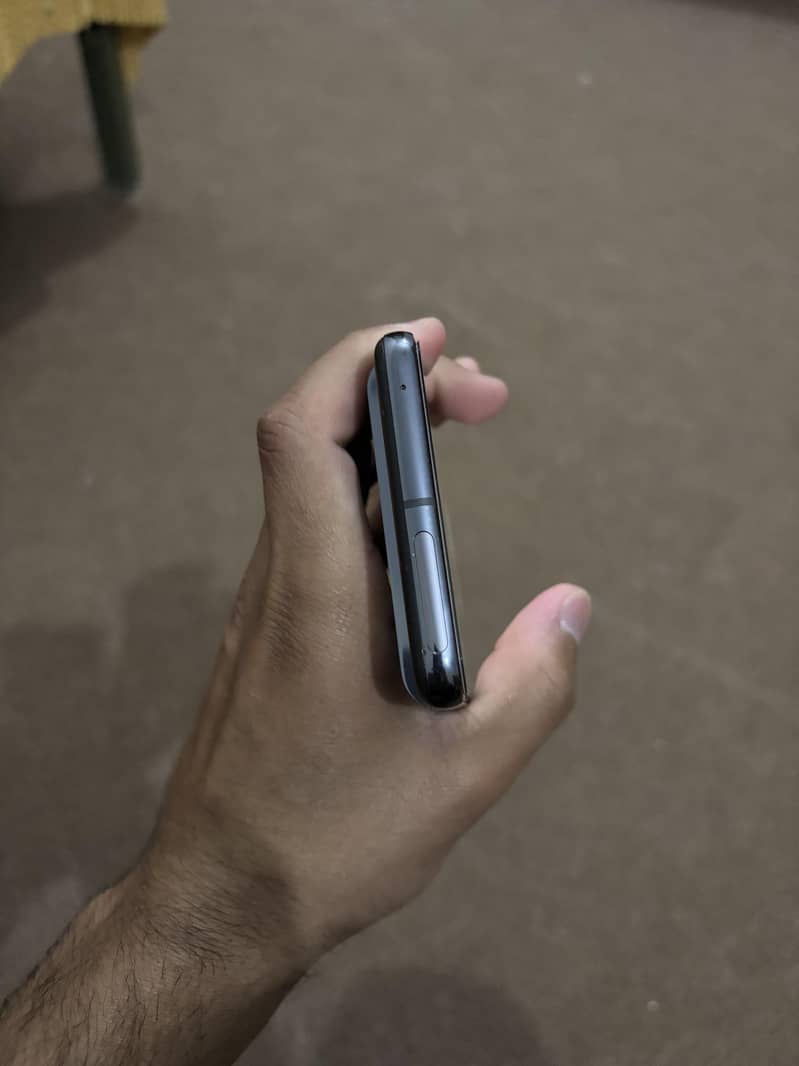 google pixel 8 pro 2