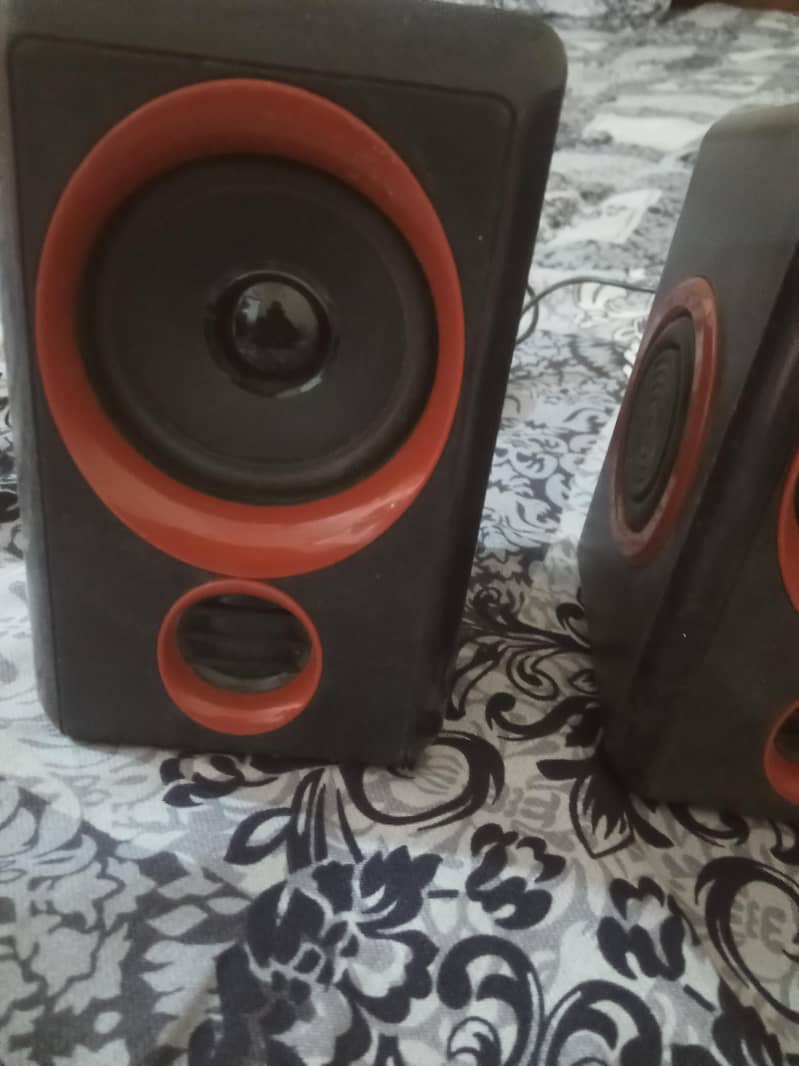 multimedia speaker 1