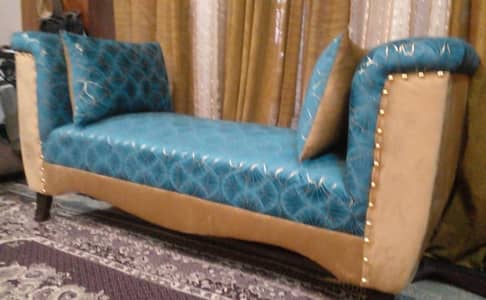 Very beautiful heavy comfortable Molty foam dewan03335138001