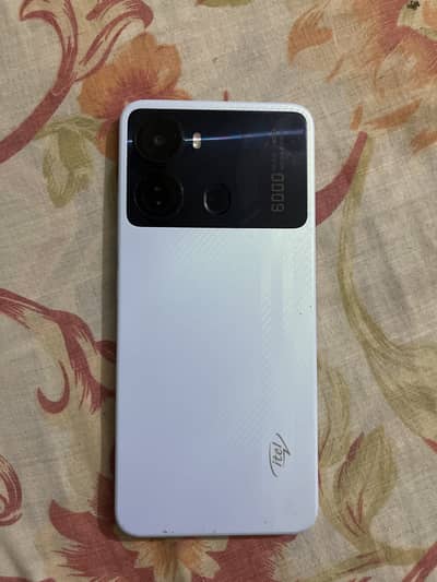 Itel P40