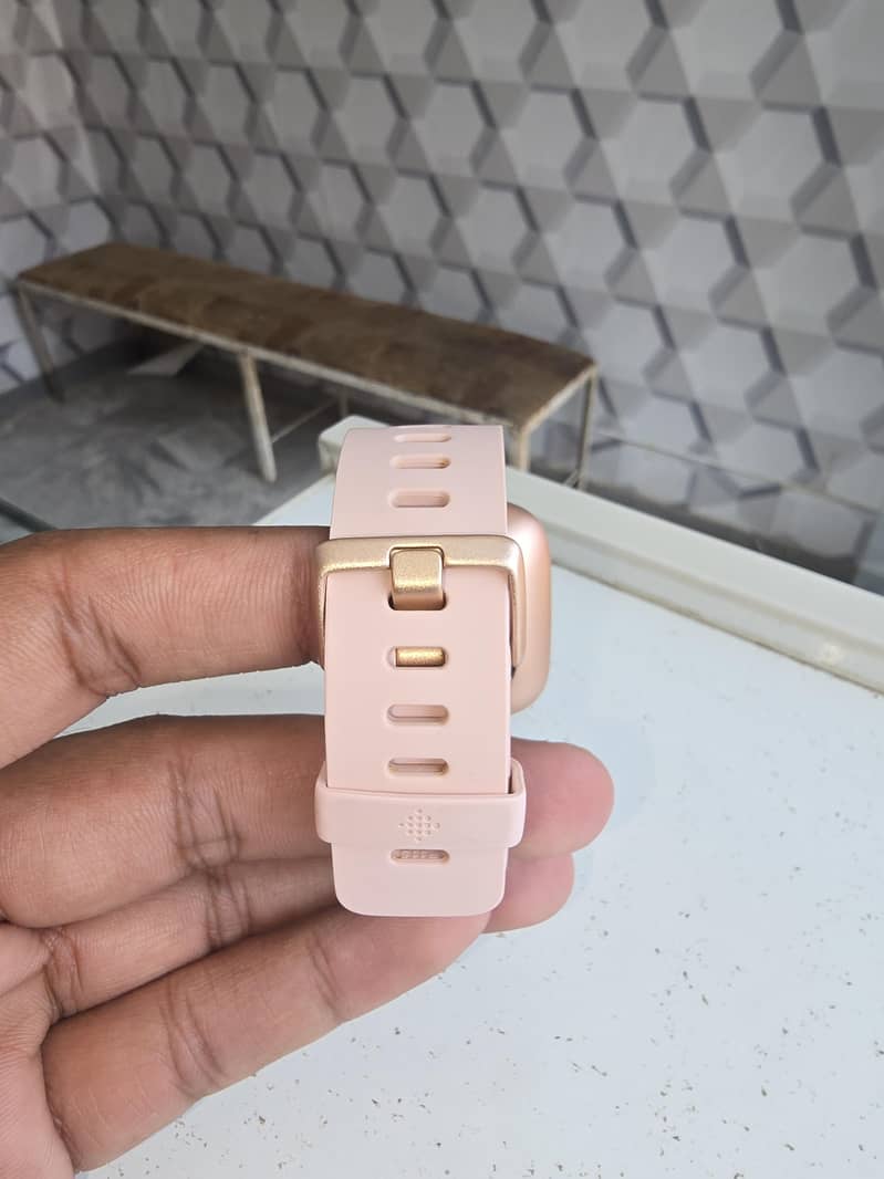 fitbit versa 2 5
