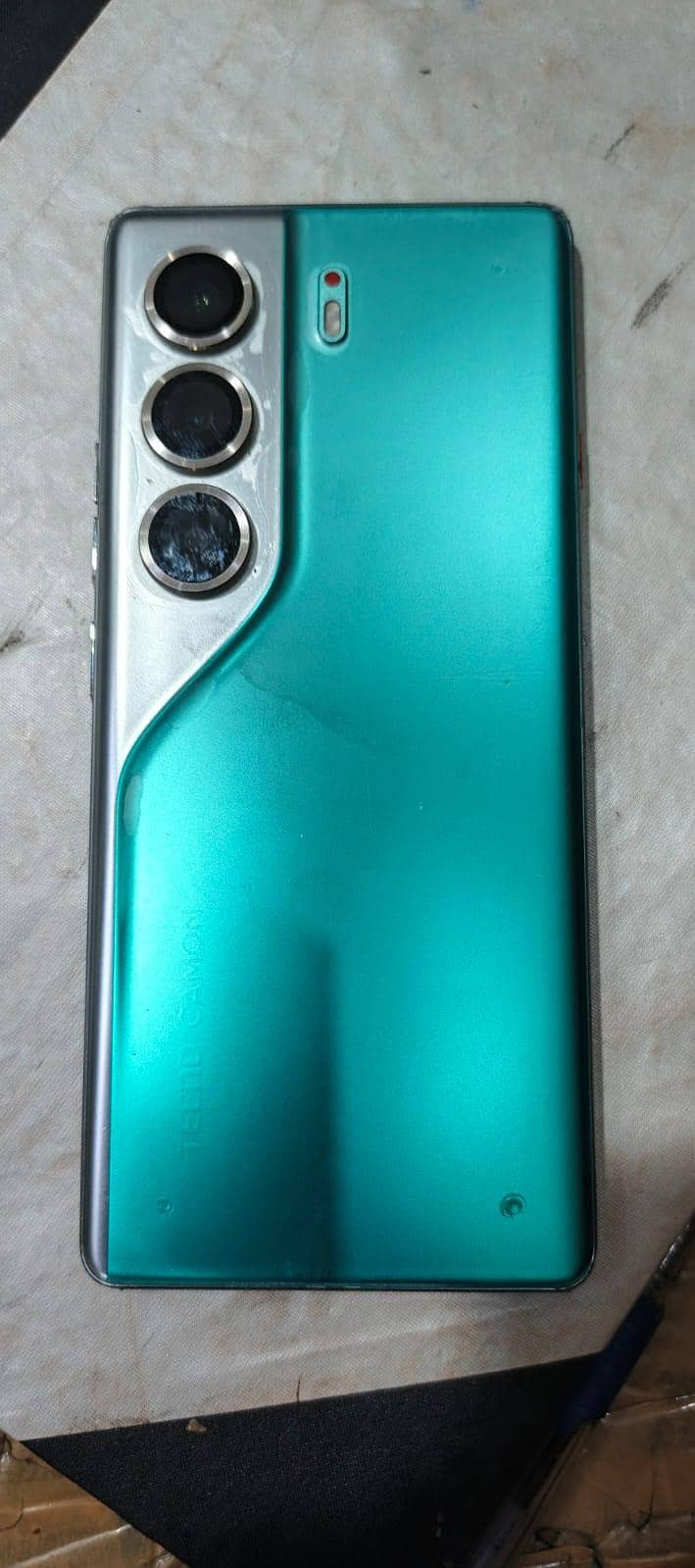 Techno Comen 40 pro 9