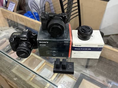 Sony a6400 with 30mm 1/4