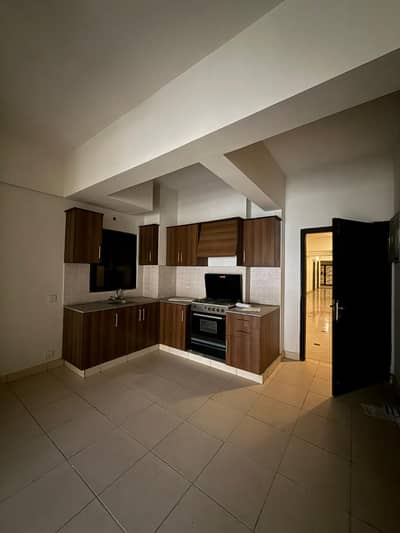 Brand New Apartment for Rent in Defence Executive