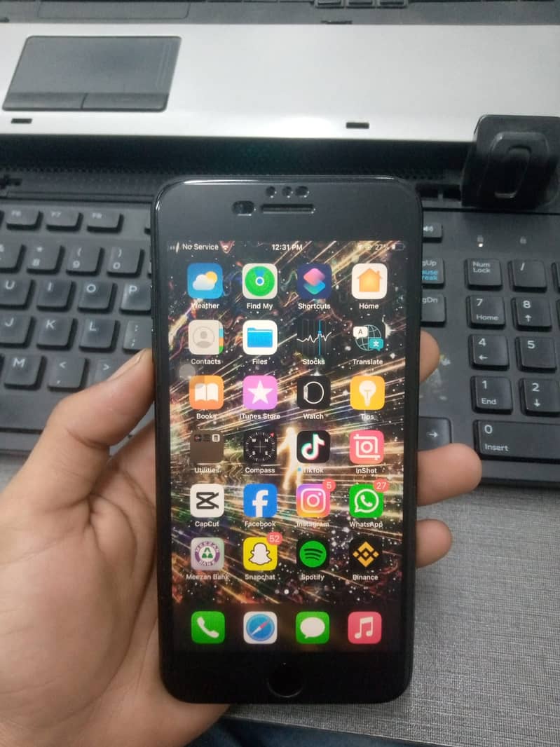 Apple iPhone 7 Plus 5