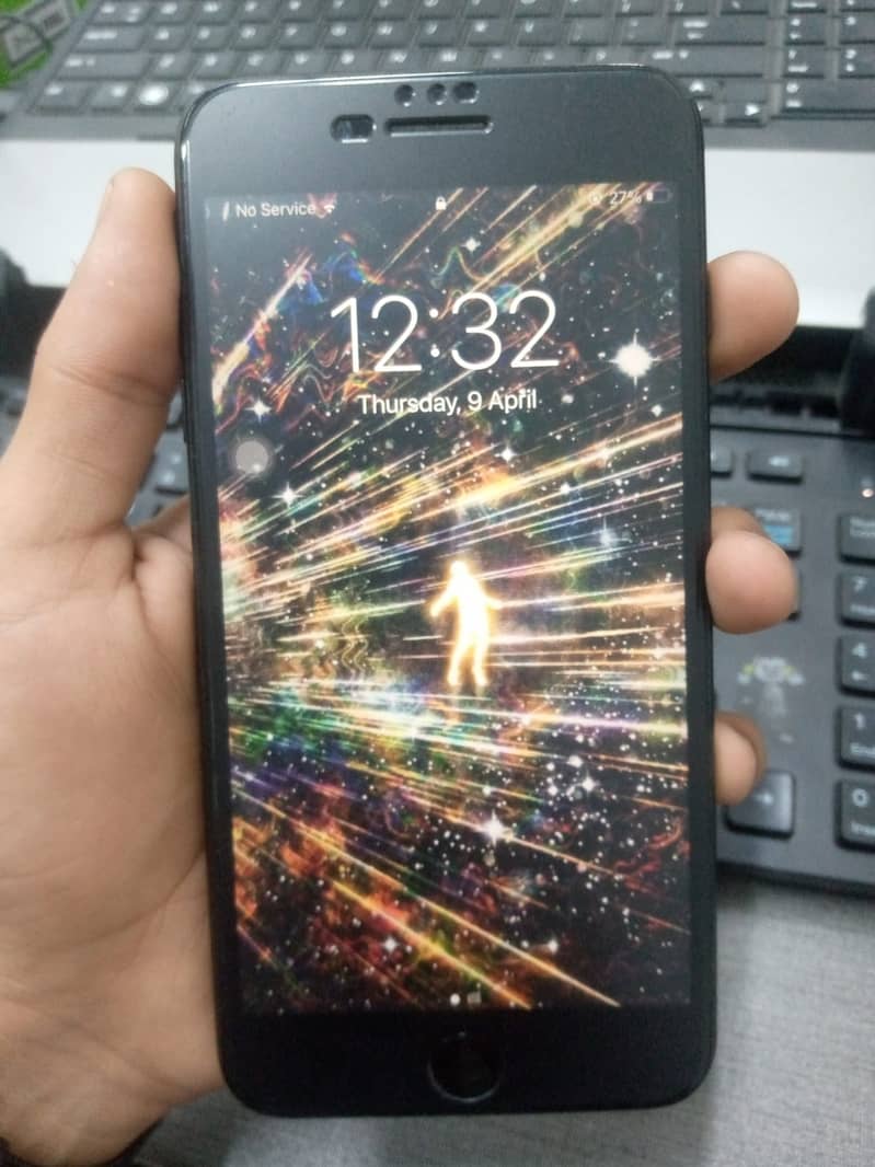 Apple iPhone 7 Plus 6