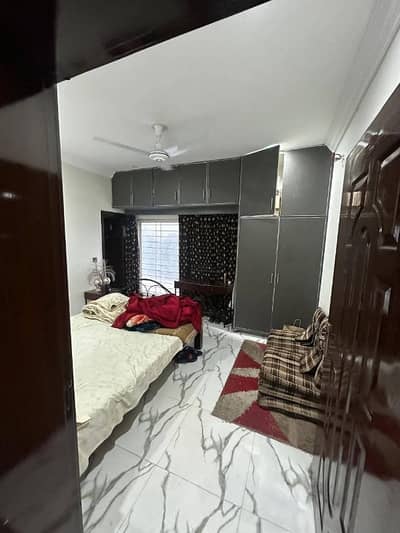 1 kinal Like A New Upper Portion For Rent