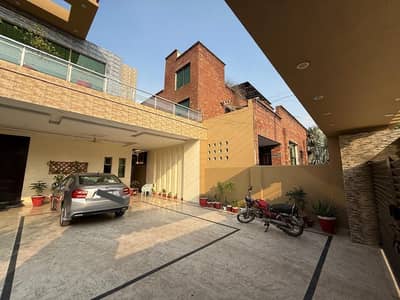 1 kinal luxury house for sale in Valencia town