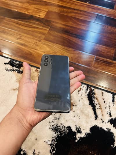 Samsung A32 / Scratchless Self Used Phone