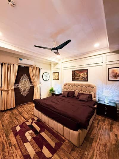 One bedroom apartment per day Avlable Gulbarga green Lslamabad fully furnished