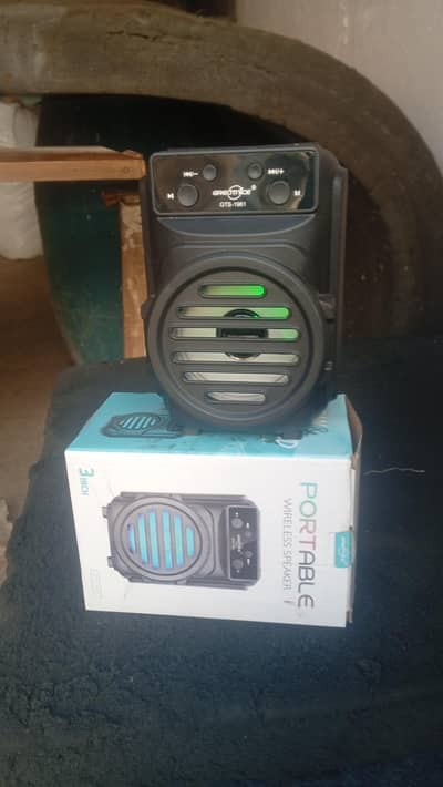 portable speaker wireless Bluetooth all okay 