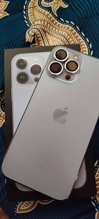 iphone 13 pro max 256 non PTA 4 month sim working