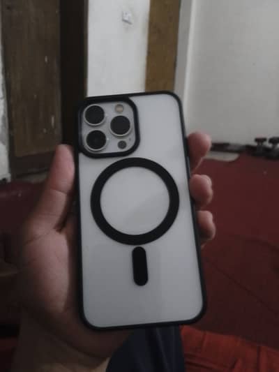IPHONE 13 PRO WHITE COLOUR