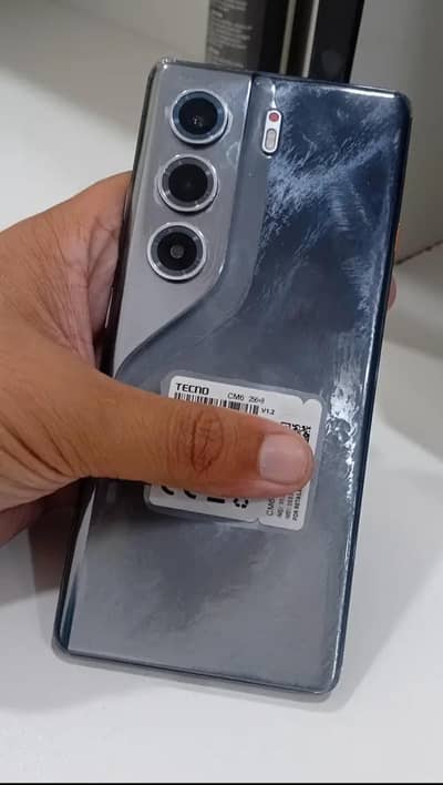 Tecno camon 40 pro