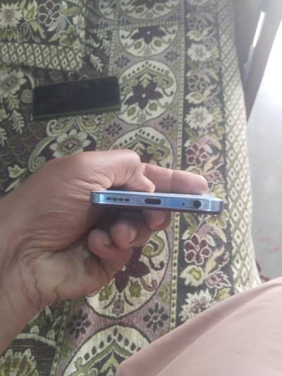 infinite hot 40i fon ha 10 bay 9 fon ha 8+8*128 ha