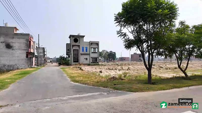 3 Marla Plot Ready For Construction 4