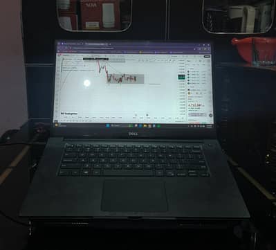 DELL XPS 15 (9560)  i7-7700HQ CPU Borderless