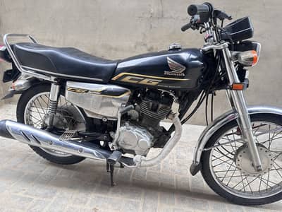 Honda CG 125 Special Edition 2022 like cb150 derbi Yamaha Ybr