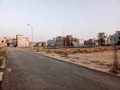 3 Marla Hot Location Plot In Lush Green Environment