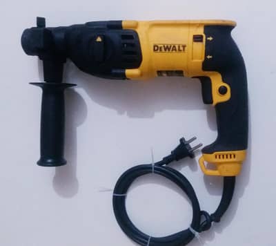 8Dewalt LT Machine