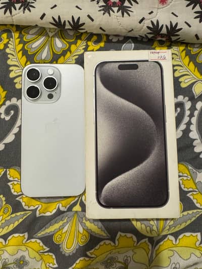 Iphone 15pro white Titanium BH 90