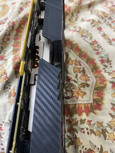 Rx590 8 gb graphics card 256 bit ddr5 condition good he