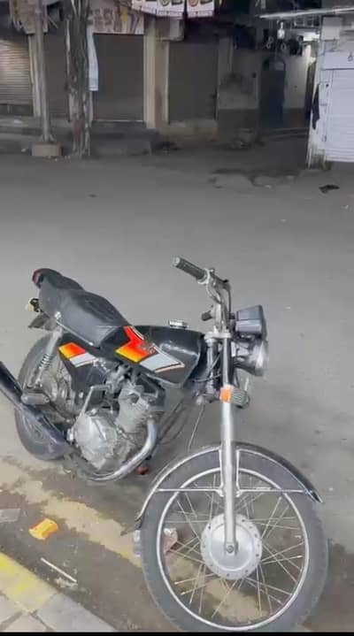 HONDA CG 125(2004) MODEL IN USED CONDITION ENGINE WISE FIT ALL OK!