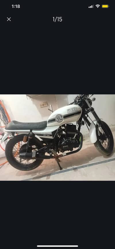 Unregistered bike h ghr p khari hui h