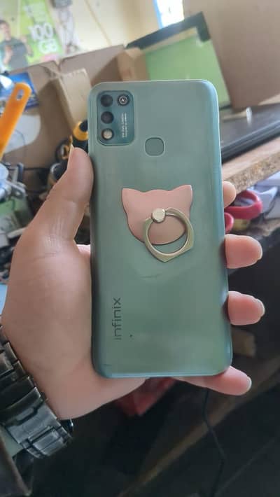 Infinix hot 11 play 4/64gb pta official approved exchange posibel