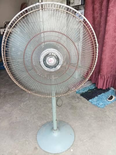 Pedestal Fan