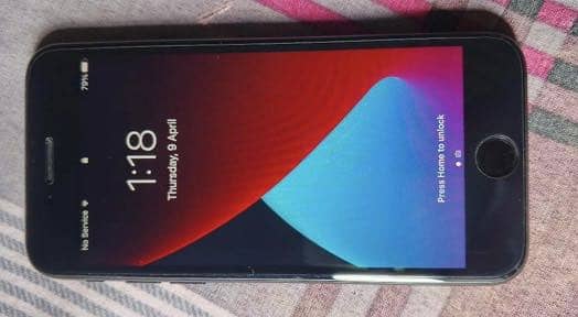 Iphone 7 non pta lush condition