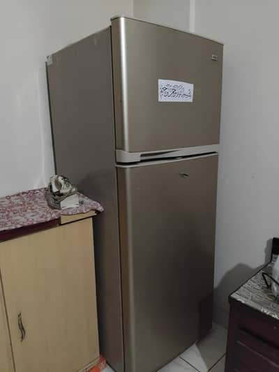 Selling my good condition Fridge