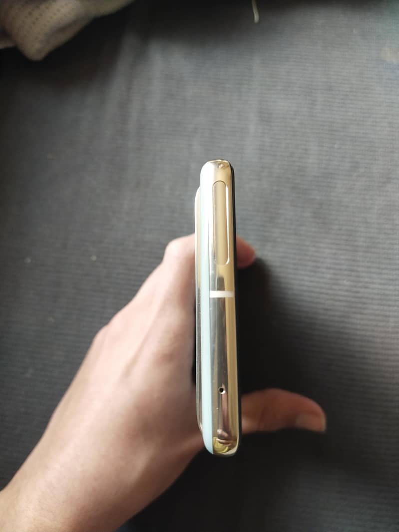 Google pixel 7 pro 4