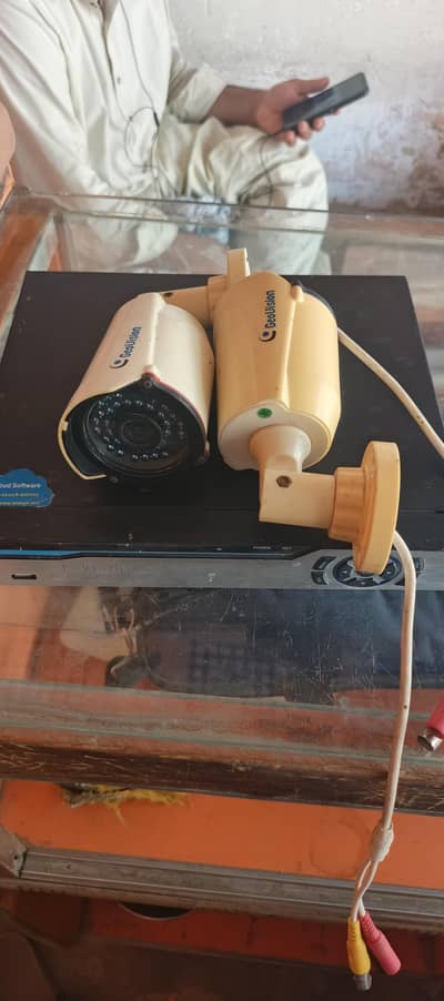 2x Cameras And reciever