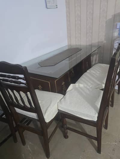 Dining table with 6 chairs