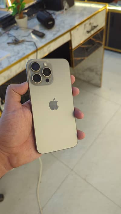 iPhone 15 pro Max (JV)