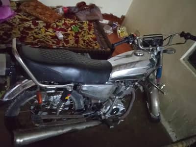 Honda 125 , 5 model in good condition