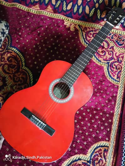 Höfner Acoustic Guitar – Good Condition – Urgent Sale